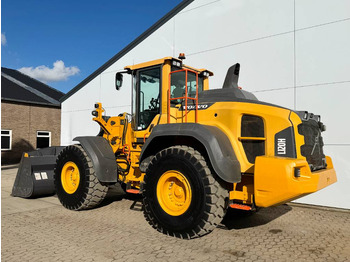 Колесен товарач Volvo L120H - 3rd Function / Weight System: снимка 3