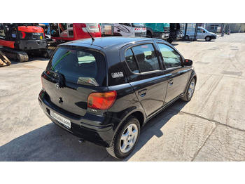 Хечбек Toyota Yaris 1.3 - Petrol - 5 Doors - AC: снимка 5