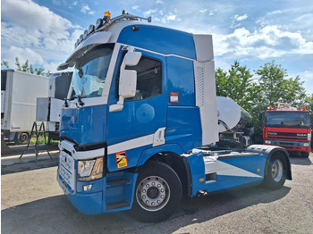 Влекач RENAULT T 520