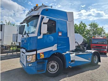 Влекач RENAULT T 520