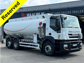 Камион цистерна IVECO Stralis
