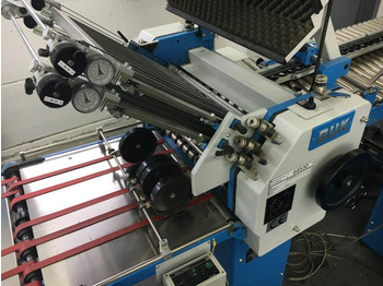 Машина за подвързване GUK SM 50-2 cutting machine with feeder: снимка 5 Машина за подвързване GUK SM 50-2 cutting machine with feeder: снимка 5