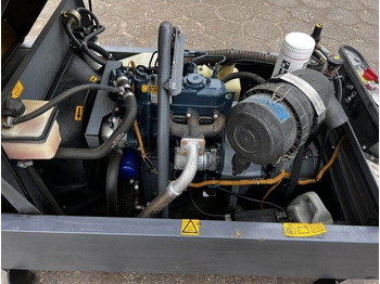 Лизинг на Atlas Copco Kompresor XAS47  Atlas Copco Kompresor XAS47: снимка 4