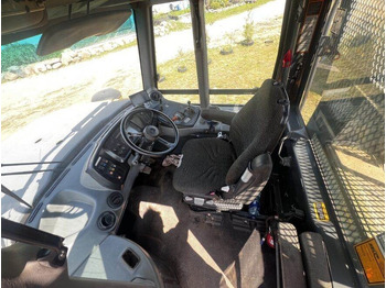 Съчленен самосвал Bell B25D: снимка 4