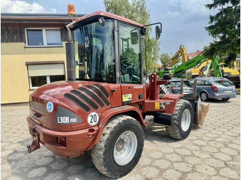 Колесен товарач VOLVO L30B