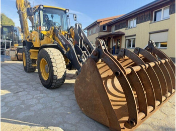 Колесен товарач VOLVO L45