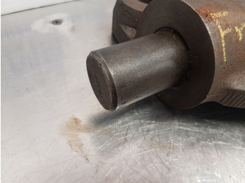 Предна ос Case 1255xl, Apl3052 Front Axle Bearing Carrier 3229190r1, 1532872c2, 1532873c1: снимка 4