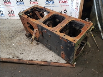 Задна ос CASE