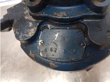 Помпа на хидроусилвателя за Трактор Ford 555 600, 10,1000 Ser Steering Pump E6nn3k514ea, E6nn3k514da, D8nn3k514eb: снимка 5