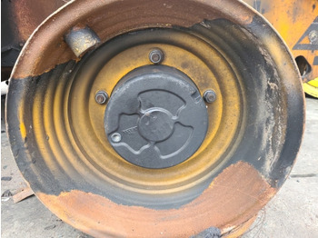 Задна ос JCB
