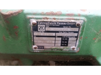 Диференциал JOHN DEERE