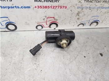 Горивна помпа за Трактор New Holland Case Ts, Tm, Mxm Series  Electric Fuel Pump  87802238: снимка 3