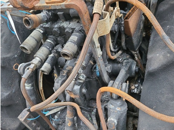 Хидравлика New Holland T4.90 V, Tn60 Da, T4030 Hydraulic Lift Cover Assy 87382594: снимка 3