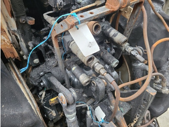 Хидравлика New Holland T4.90 V, Tn60 Da, T4030 Hydraulic Lift Cover Assy 87382594: снимка 2