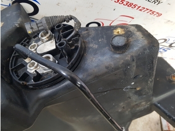 Резервоар за AdBlue за Трактор New Holland T6 Steyr Case Maxxum 145 Adblue Tank 47744994, 48049876, 84144089: снимка 3