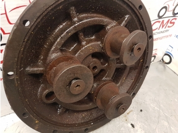 Ступица за Трактор New Holland T6030, T6050, T6050 Front Axle Hub Plate Hat 87330329, 87681965: снимка 4