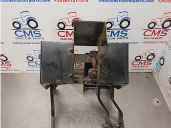 Съединител и части за Селскостопанска техника New Holland T7040, Tsa Brake, Clutch Pedal Kit 87547108, 87547109, 87566904: снимка 4