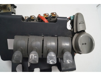 Електрическа система за Подемно-транспортна техника Crown unknown | Fingertip controle reachtruck with directional switch and horn b: снимка 3