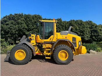 Колесен товарач VOLVO L70H
