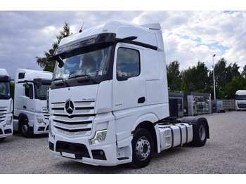 Влекач MERCEDES-BENZ Actros 1845