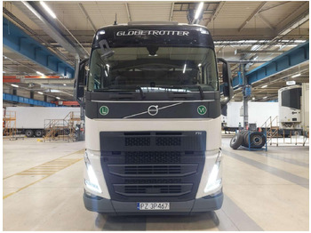 Влекач VOLVO FH 460
