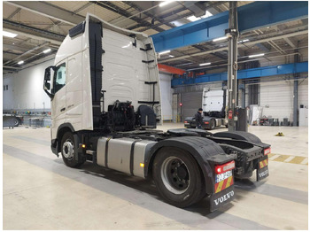 Влекач Volvo FH 460 Globetrotter XL i-Save: снимка 4