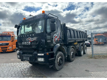 Самосвал камион IVECO Trakker