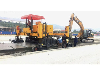 Бетонополагаща машина Wirtgen SP500 Concrete Slipform Paver: снимка 2
