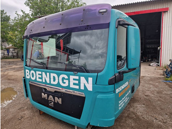 Кабина MAN TGX