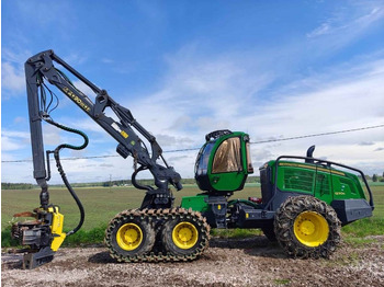 Харвестер John Deere 1270 G: снимка 2