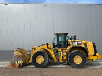 Колесен товарач CATERPILLAR 980M
