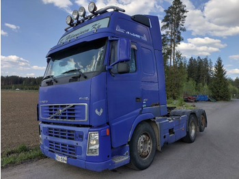 Влекач VOLVO FH12