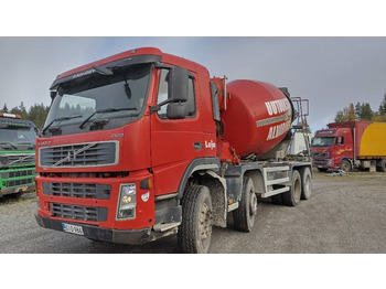 Камион цистерна VOLVO FM9