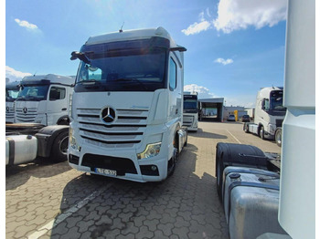 Влекач MERCEDES-BENZ Actros 1845