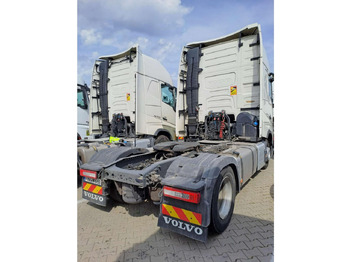 Влекач VOLVO FH 460