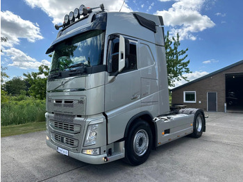 Влекач VOLVO FH 460