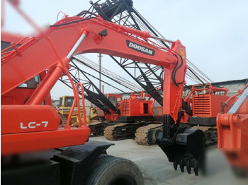 Колесен багер DOOSAN DH150W-7: снимка 2