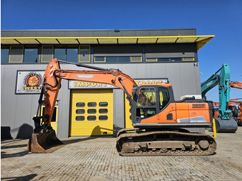 Верижен багер DOOSAN DX180