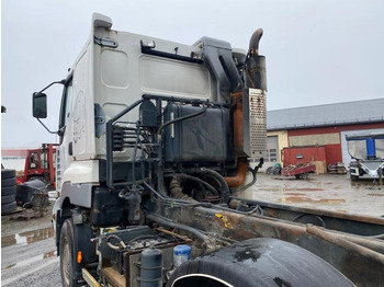 Самосвал камион Sisu E18 630: снимка 4 Самосвал камион Sisu E18 630: снимка 4