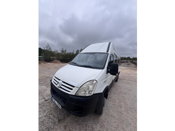Микробус IVECO Daily