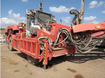 Пробивна машина SANDVIK