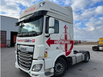 Влекач DAF XF 460