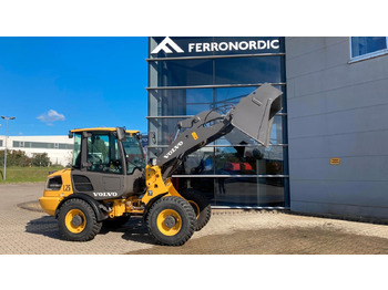 Колесен товарач VOLVO L25