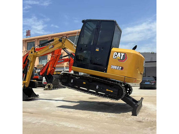 Багер CATERPILLAR 306E