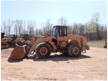 Колесен товарач CATERPILLAR 966E