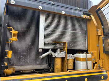 Багер Hot Sale CAT 336 with Strong Power Engine Short Years Excellent Working Condition Crawler 36 Ton Used Tractor CAT 336 in Shock: снимка 5