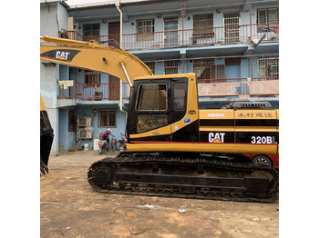 Верижен багер CATERPILLAR 320CL