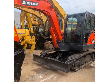 Верижен багер DOOSAN DH55