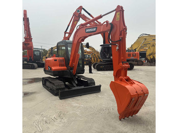 Верижен багер DOOSAN DX225