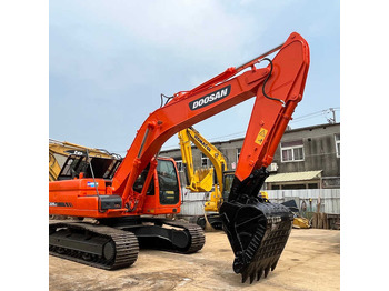 Верижен багер DOOSAN DX225